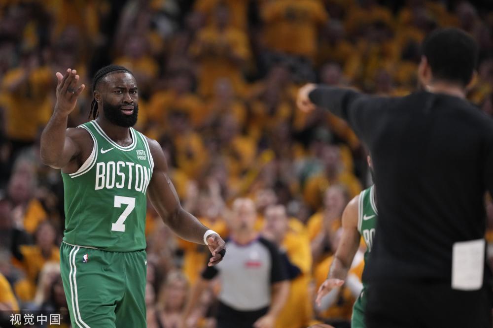 依靠短传渗 依靠短传渗