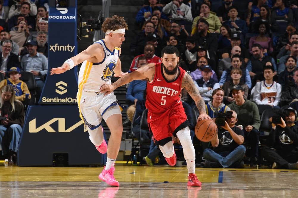 承担更多外 承担更多外